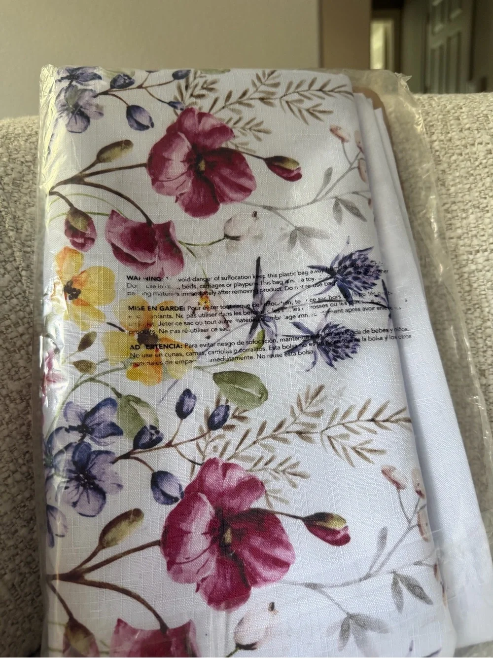 Poppy Wildflower Border Tablecloth 60
